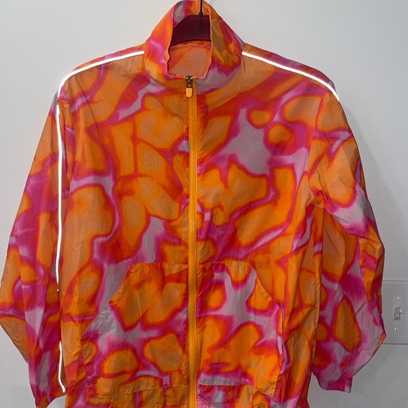 Oversized Flyweight Windbreaker - Picture 4 of 5